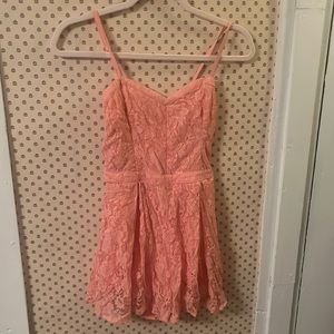 Cute lace romper 🌸